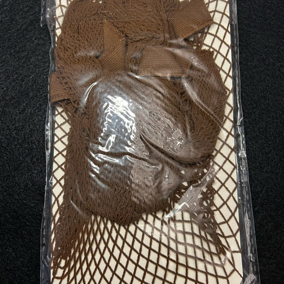FISHNET stockings - one size- Great with your Halloween costume or a sexy dress. - Picture 3 of 4